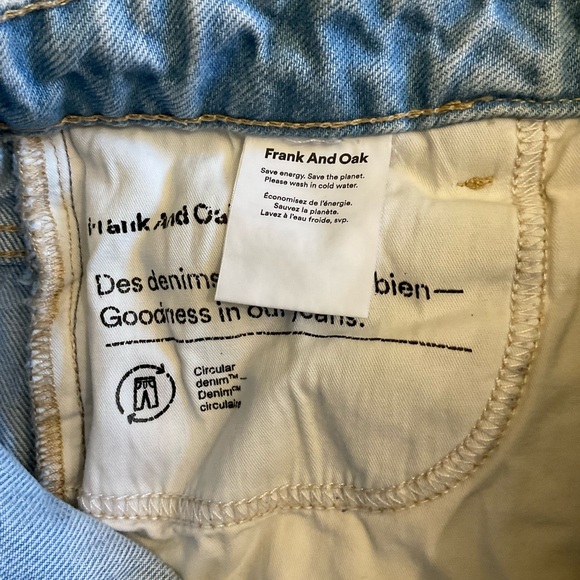 ๐๐ Frank & Oak Patti Straight Leg Cropped Jeans | Size 24 | Light Blue Wash - Picture 5 of 10